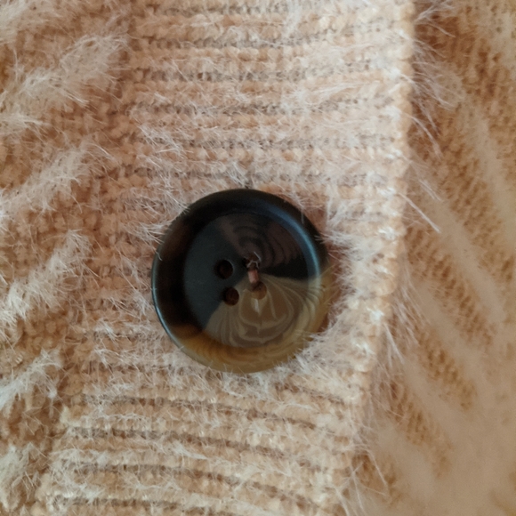 Select + Trend Cardigan Sweater Chevron Large Buttons Medium Fuzzy Warm - Picture 8 of 8